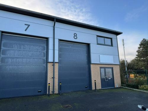 Unit 8, Westbourne Business Centre, Wharfdale Service Road, Bournemouth, BH4