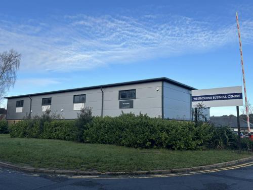 Unit 8, Westbourne Business Centre, Wharfdale Service Road, Bournemouth, BH4