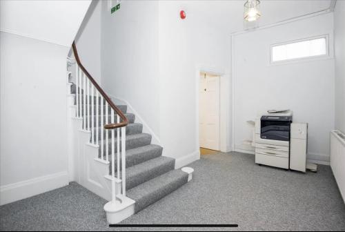 Fountain House, Holbrooke Place, Richmond, TW10
