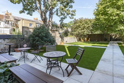 20 Hill Rise, Richmond, TW10