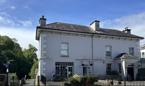 Unit 4 Abbey Place, Tavistock, PL19