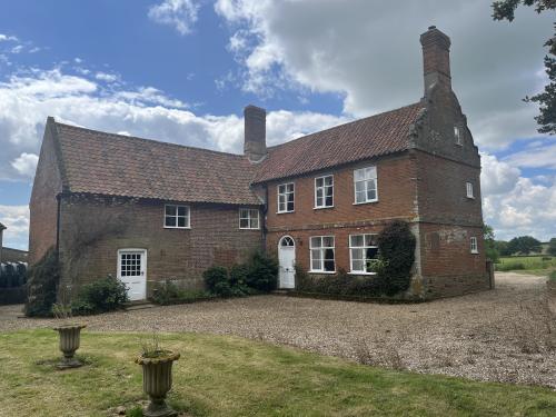 Manor Farm, Hall Lane, Dereham, NR20