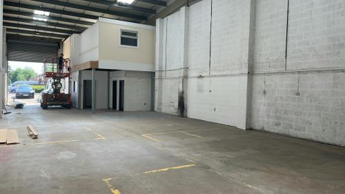 Unit 23, Hurlbutt Road, Warwick, CV34