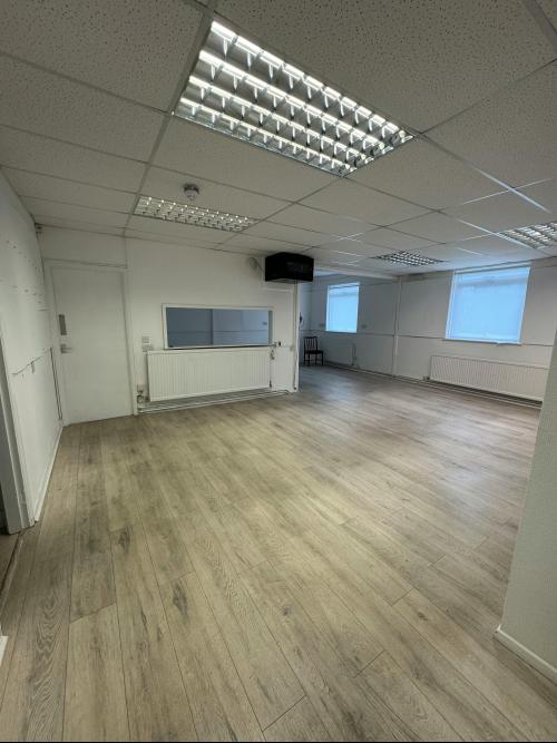 3, Hill Farm Avenue Industrial Estate, Hill Farm Avenue, Watford, WD25