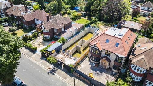 Creswick Road, Acton, London, W3