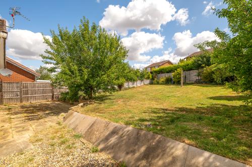 15 Woburn Drive, Grantham, Lincoln, NG31