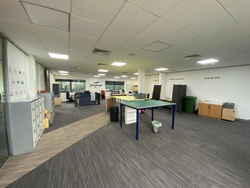 Unit 7 Airport West, Airport West, Harrogate Road, Yeadon, Leeds, LS19