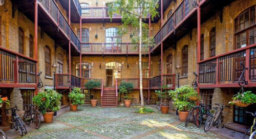 Mandeville Courtyard, Battersea Park Road, Battersea, London, SW11