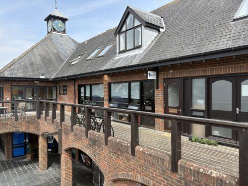 33-34, Hythe Marina Village, Shamrock Way, Hythe, Southampton, SO45