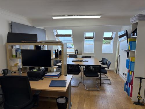 33-34, Hythe Marina Village, Shamrock Way, Hythe, Southampton, SO45