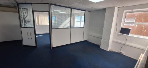 Unit 5, Rutherford Way Industrial Estate, Rutherford Way, Crawley, RH10