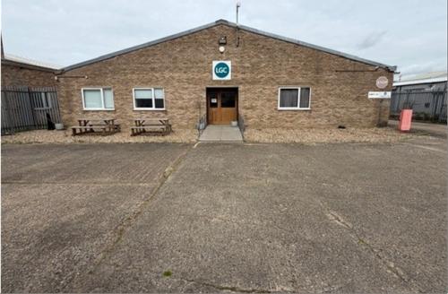 27 Pindar Road, Hoddesdon, EN11