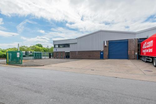 Unit 1, Avonside Industrial Estate, Feeder Road, Bristol, BS2