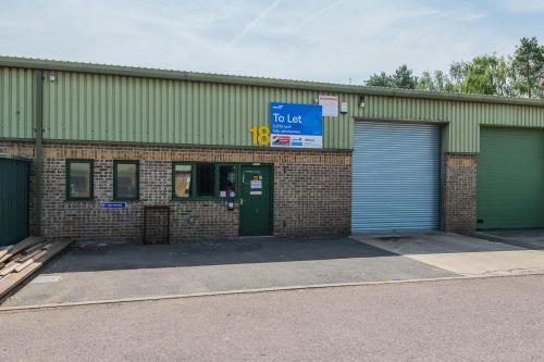 Unit 18, Horcott Industrial Estate, Fairford, GL7