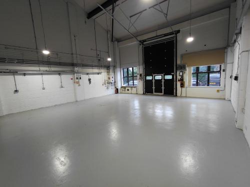 Unit 5 Tillingbourne Court, Station Road, Dorking, RH4