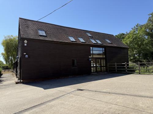 The Barn, Dawes Farm, Bognor Road, Warnham, Horsham, RH12