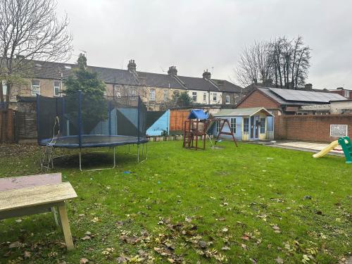 565-567 Green Lane, Ilford, IG3