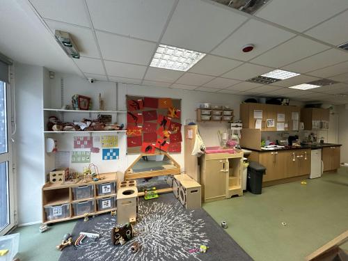 4 Robert Court, Sternhall Lane, Peckham, London, SE15