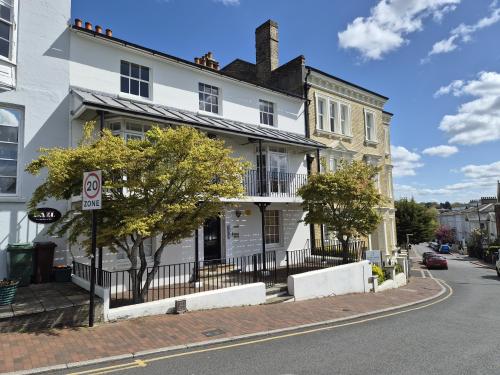 22 Mount Ephraim Road, Tunbridge Wells, TN1