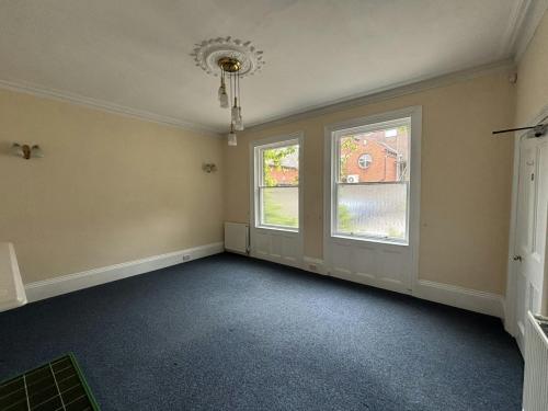 90 High Street, Newmarket, CB8