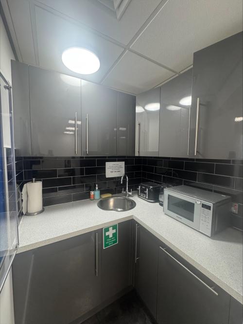 Unit 7, Horizon Business Park, 1 Brooklands Road, Weybridge, KT13