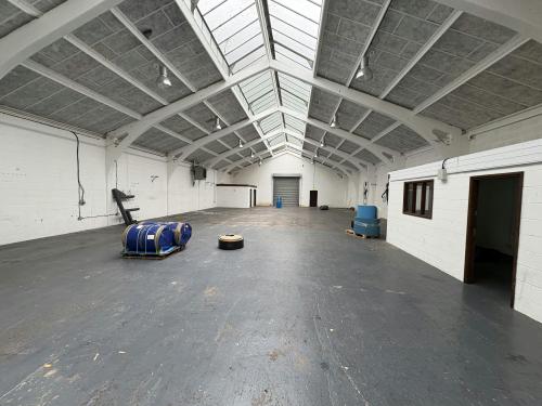 Unit 16, Vallis Trading Estate, Frome, BA11
