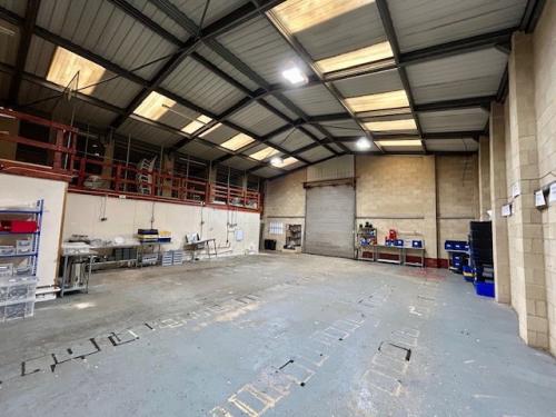Unit 5 Waterside Court, Bone Lane Industrial Estate, Bone Lane, Newbury, RG14