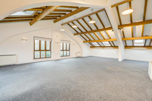 Suite 3 Martins Barn, Birdham Road, Chichester, PO20