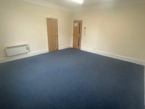 Room 11 Station Hill House, Station Hill, Chippenham, SN15