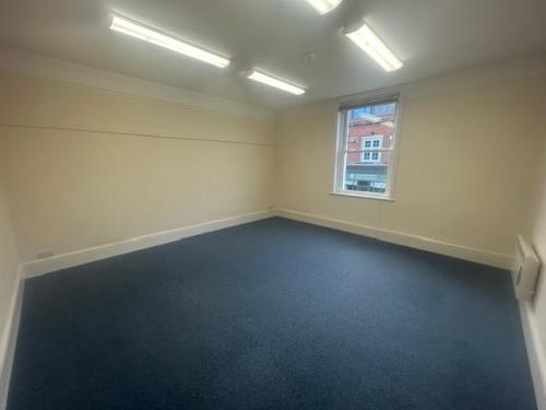 Room 11 Station Hill House, Station Hill, Chippenham, SN15