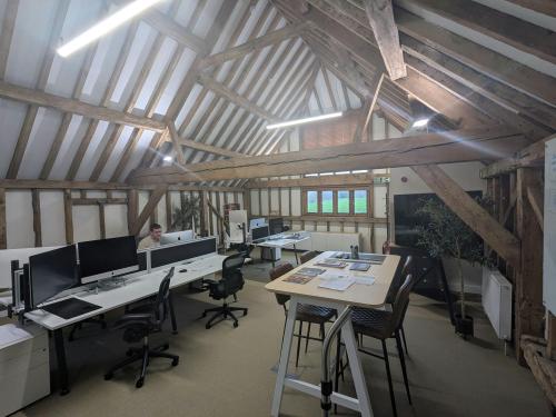 Lydling Barns 1, Puttenham Lane, Shackleford, GU8