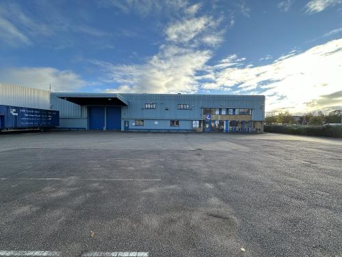 Unit 2b, Laporte Way Industrial Estate, Laporte Way, Luton, LU4