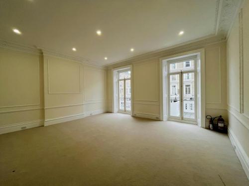 11 Elvaston Place, South Kensington, London, SW7