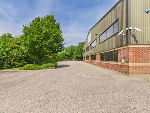 Unit 10E, Haddenham Business Park, Pegasus Way, Aylesbury, HP17