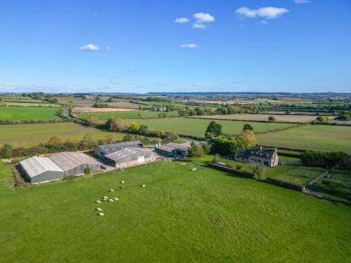 Salters Barn Farm, Fulready, Stratford-Upon-Avon, CV37