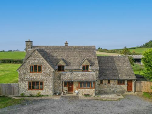 Salters Barn Farm, Fulready, Stratford-Upon-Avon, CV37
