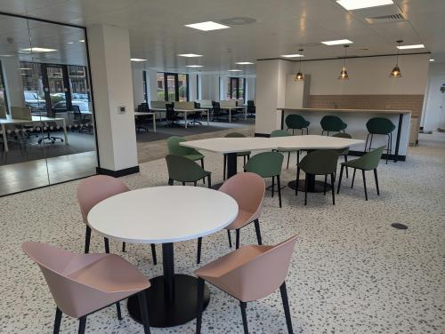 3 London Square, Cross Lanes, Guildford, GU1
