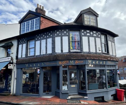 Flat 2, 25-27 Mount Ephraim, Tunbridge Wells, TN4