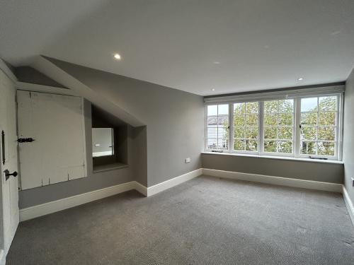Flat 2, 25-27 Mount Ephraim, Tunbridge Wells, TN4