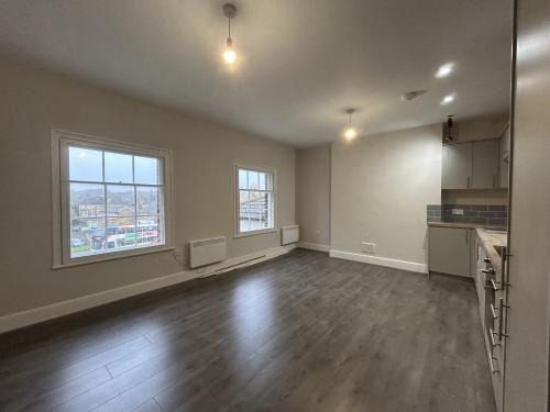 Flat 3, 7 Albion Place, Maidstone, ME14
