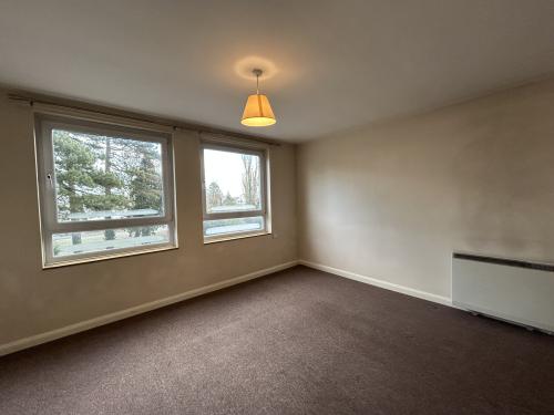 Flat 5 Valence House, Sutton Road, Maidstone, ME15