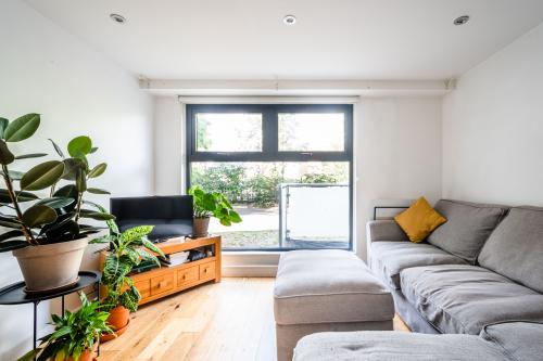 228 Dalston Lane, Hackney, London, E8