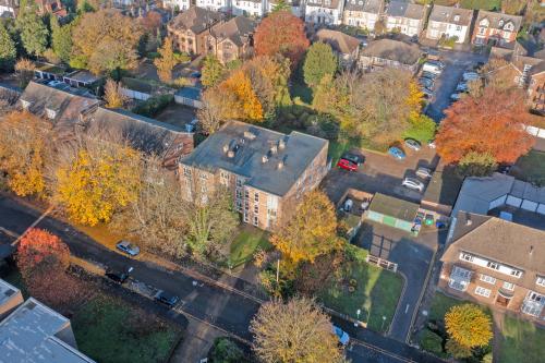 Harrow Lodge, 28 Eaton Road, Sutton, SM2