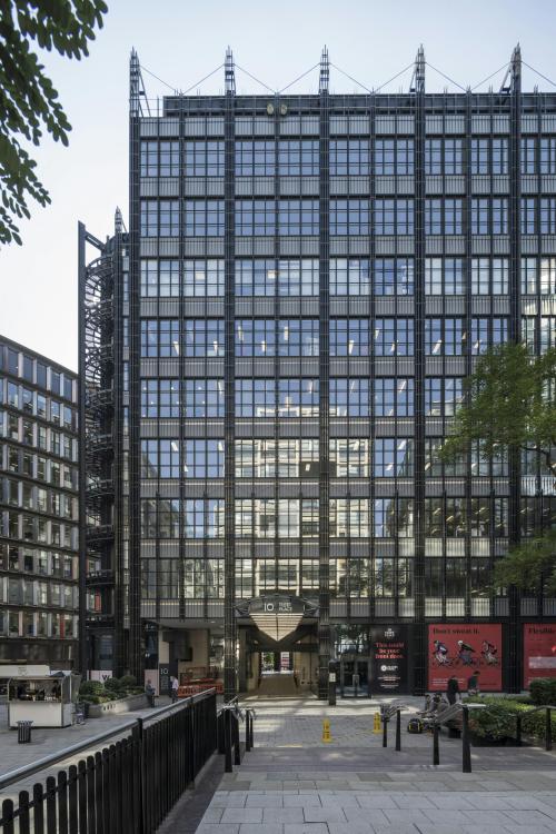 10 Fleet Place, City, London, EC4M