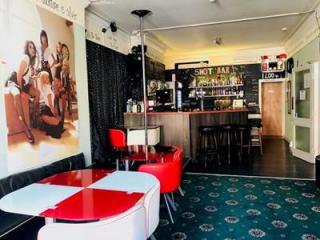 Newbury Hayward Hotel, 37-39 Dickson Road, Blackpool, FY1