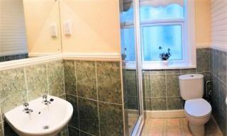 Highcliffe Holiday Apartments, 8 South Promenade, Thornton Cleveleys, FY5