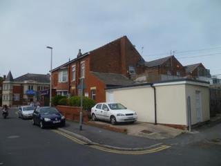 37 Westcliffe Drive, Blackpool, FY3