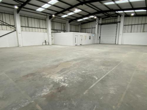 Unit 1, Crayside Industrial Estate, Thames Road, Crayford, DA1
