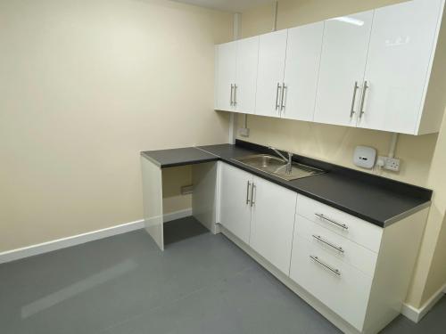 Unit 1, Crayside Industrial Estate, Thames Road, Crayford, DA1