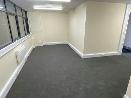 Unit 1, Crayside Industrial Estate, Thames Road, Crayford, DA1